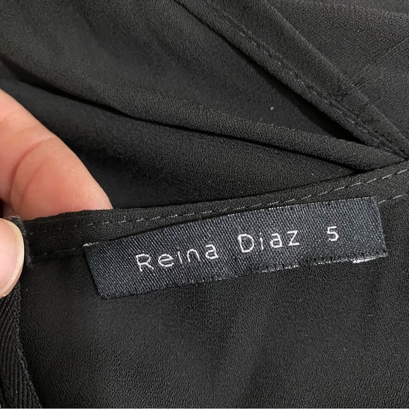 Reina Diaz Deep V-Neck Bishop Sleeve Black Pantsuit Jumpsuit - Picture 8 of 10